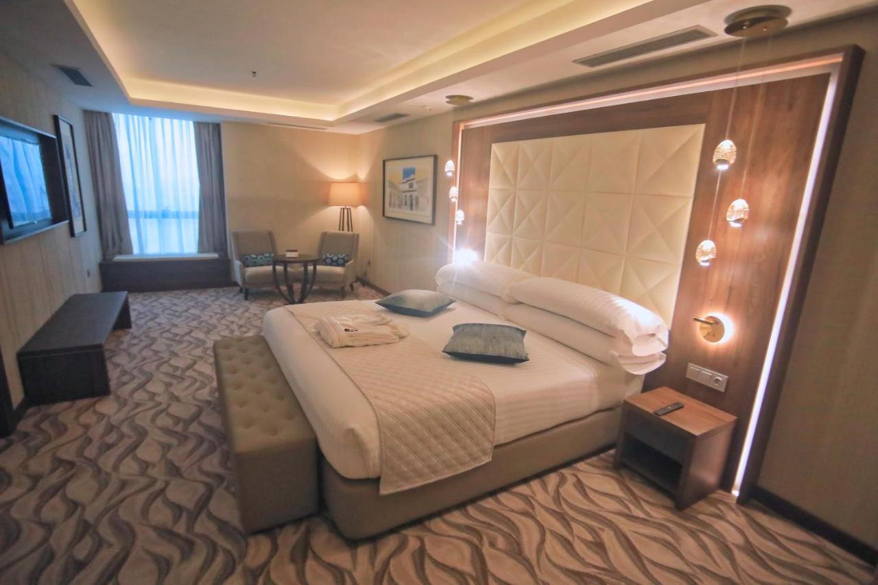 Az Hotels Grand Oran Es Senia 외부 사진