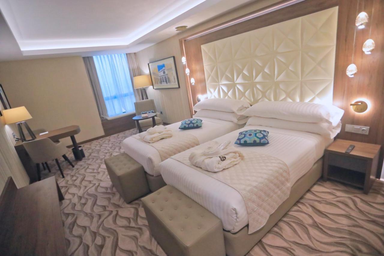 Az Hotels Grand Oran Es Senia 외부 사진